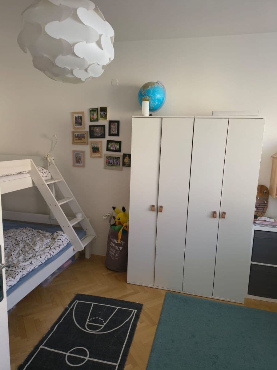Pronájem bytu 3+1 75 m², Brněnská, Šlapanice, Jihomoravský kraj Pronájem bytu 3+1 75 m², Brněnská, Šlapanice, Jihomoravský kraj