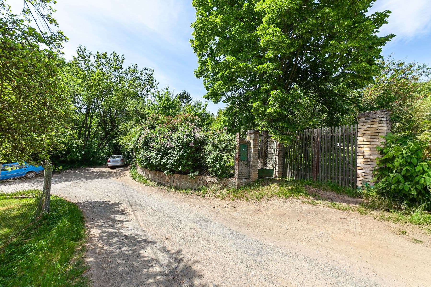 Prodej pozemku 1.552 m², Na Vinicích, Davle, Středočeský kraj Prodej pozemku 1.552 m², Na Vinicích, Davle, Středočeský kraj