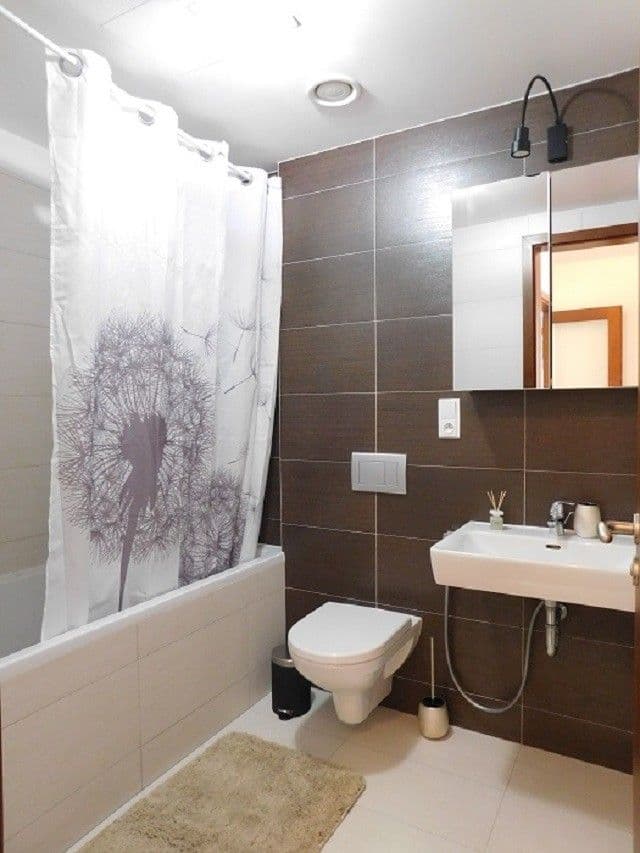 Pronájem bytu 3+1 85 m², Jeremiášova, Praha, Praha Pronájem bytu 3+1 85 m², Jeremiášova, Praha, Praha