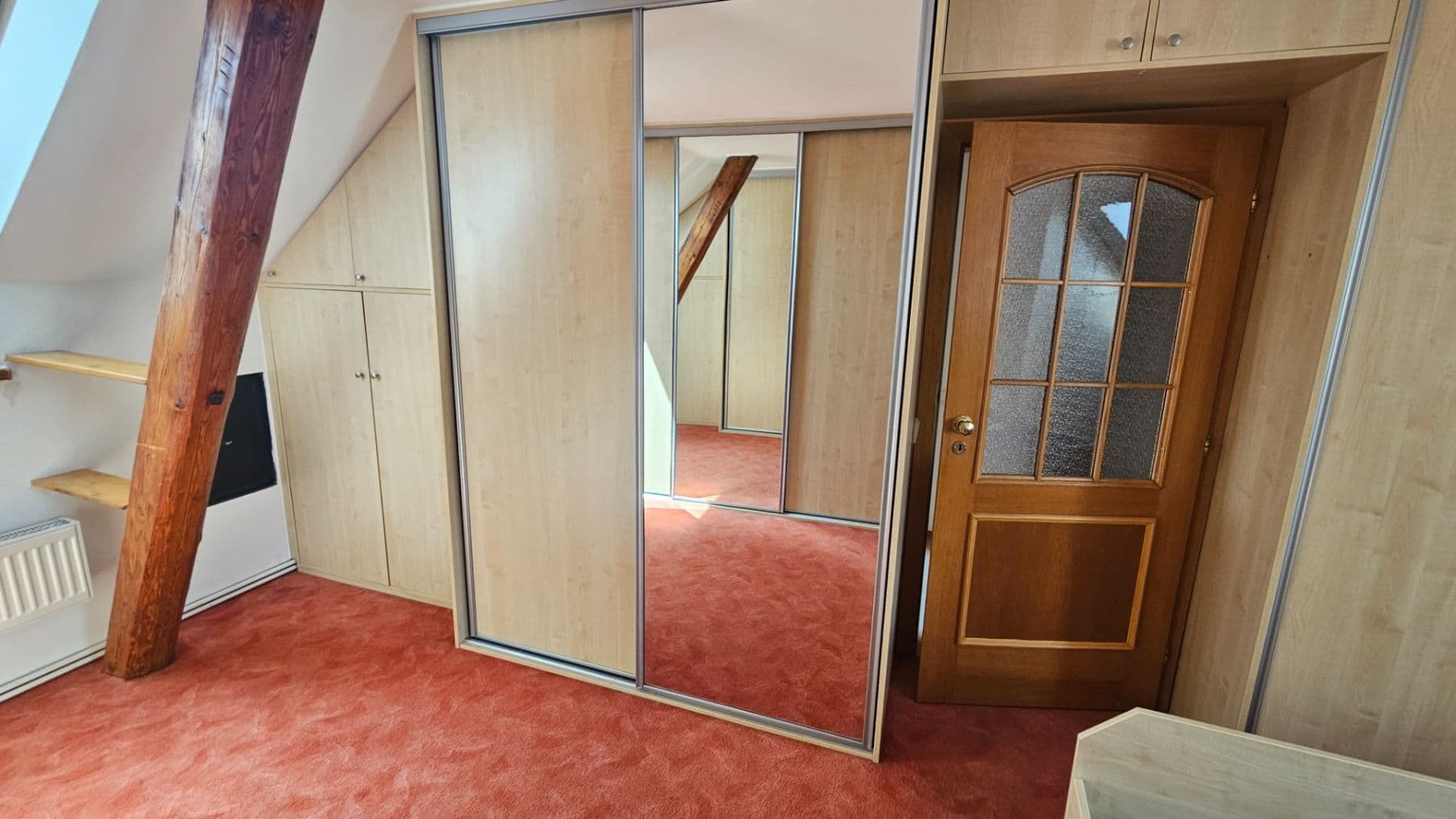 Pronájem domu 99 m², pozemek 500 m², náměstí 5. května, Jinočany, Středočeský kraj Pronájem domu 99 m², pozemek 500 m², náměstí 5. května, Jinočany, Středočeský kraj