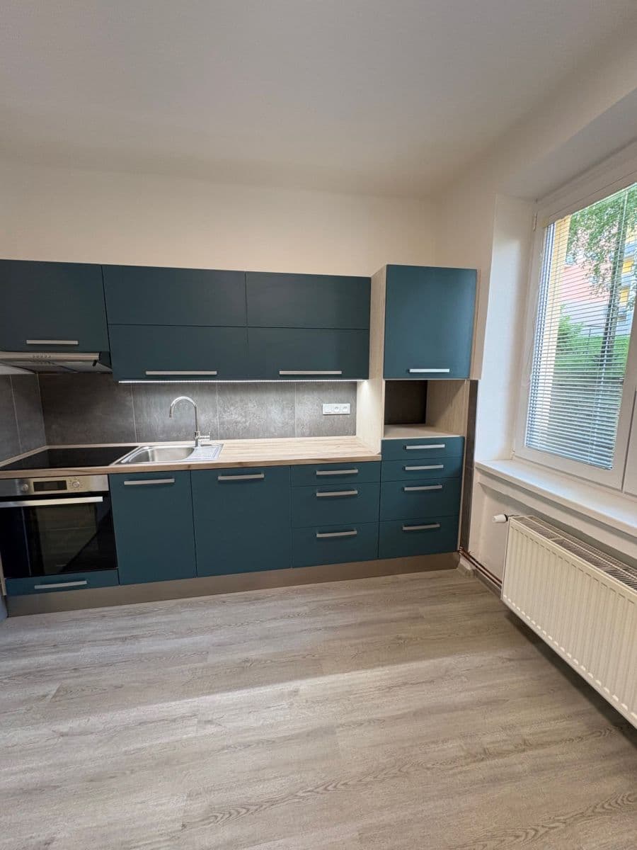 Pronájem bytu 2+1 61 m², Leoše Janáčka, Jihlava, Kraj Vysočina Pronájem bytu 2+1 61 m², Leoše Janáčka, Jihlava, Kraj Vysočina