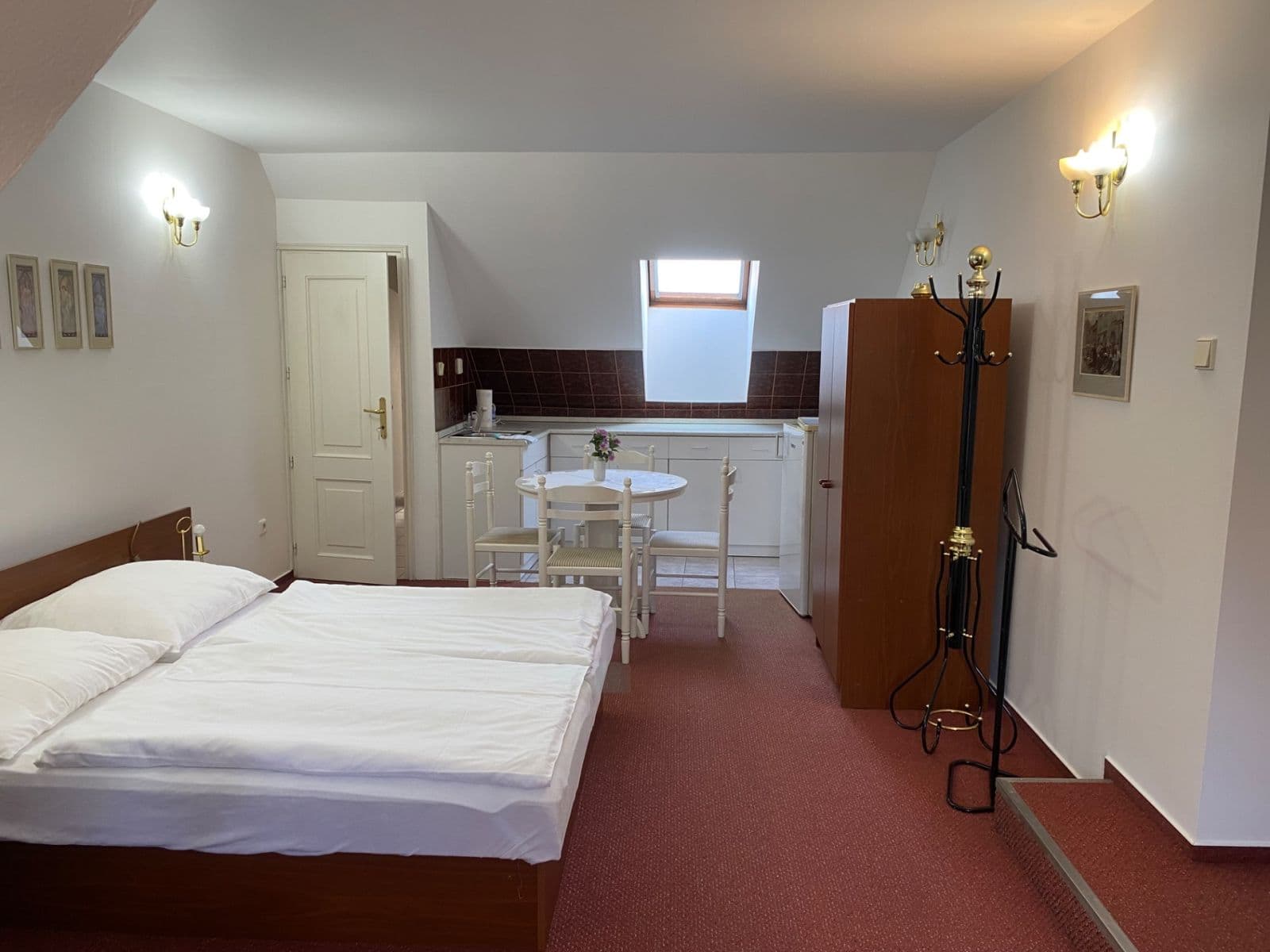 Pronájem bytu 1+kk 40 m², Hradební, Tábor, Jihočeský kraj Pronájem bytu 1+kk 40 m², Hradební, Tábor, Jihočeský kraj