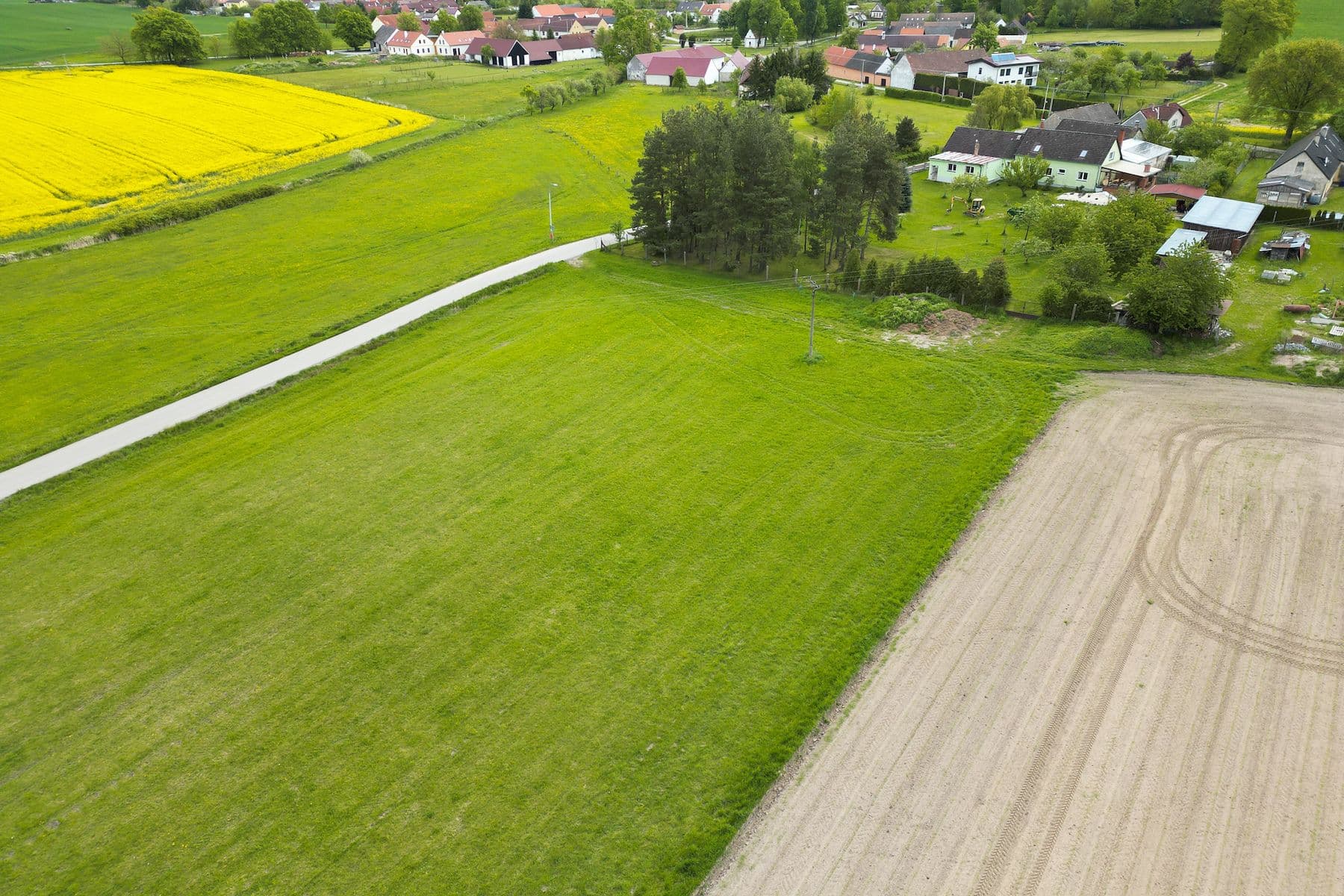 Prodej pozemku 1.762 m², Val, Val, Jihočeský kraj Prodej pozemku 1.762 m², Val, Val, Jihočeský kraj