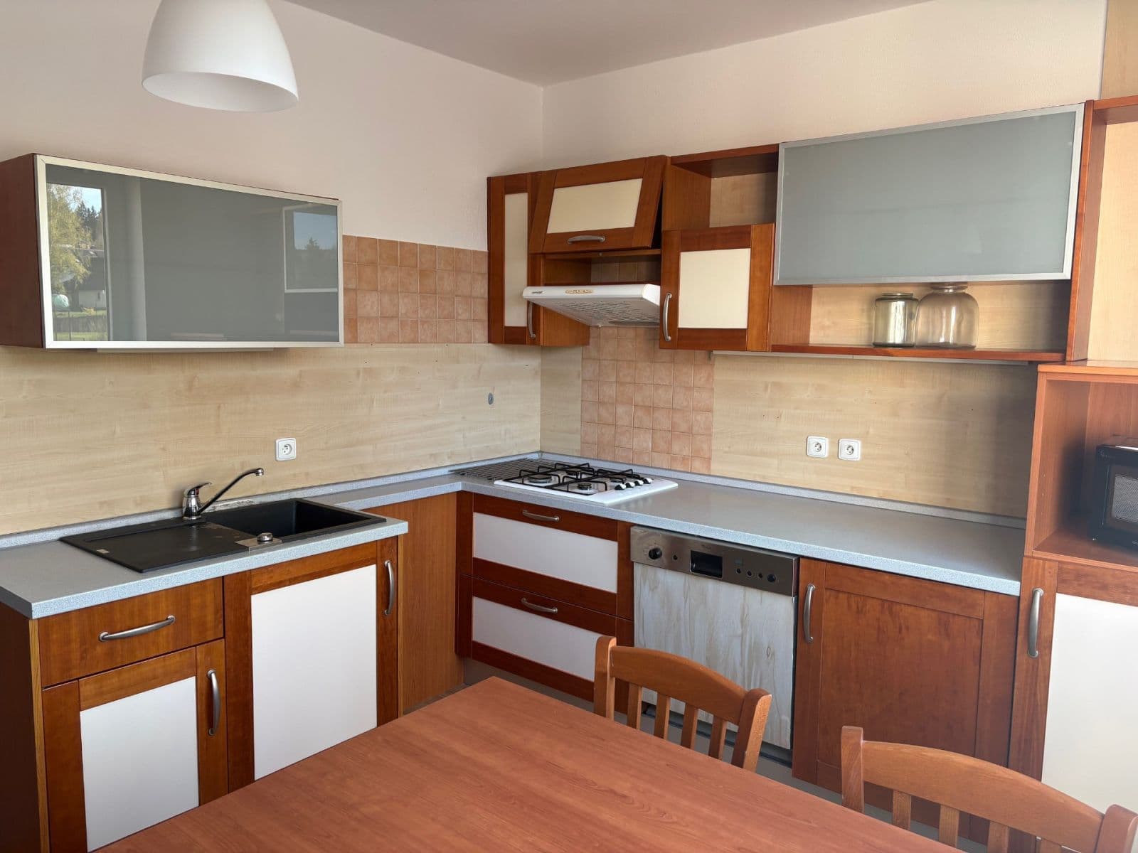 Pronájem bytu 3+1 75 m², Na Úbočí, Jablonec nad Nisou, Liberecký kraj Pronájem bytu 3+1 75 m², Na Úbočí, Jablonec nad Nisou, Liberecký kraj