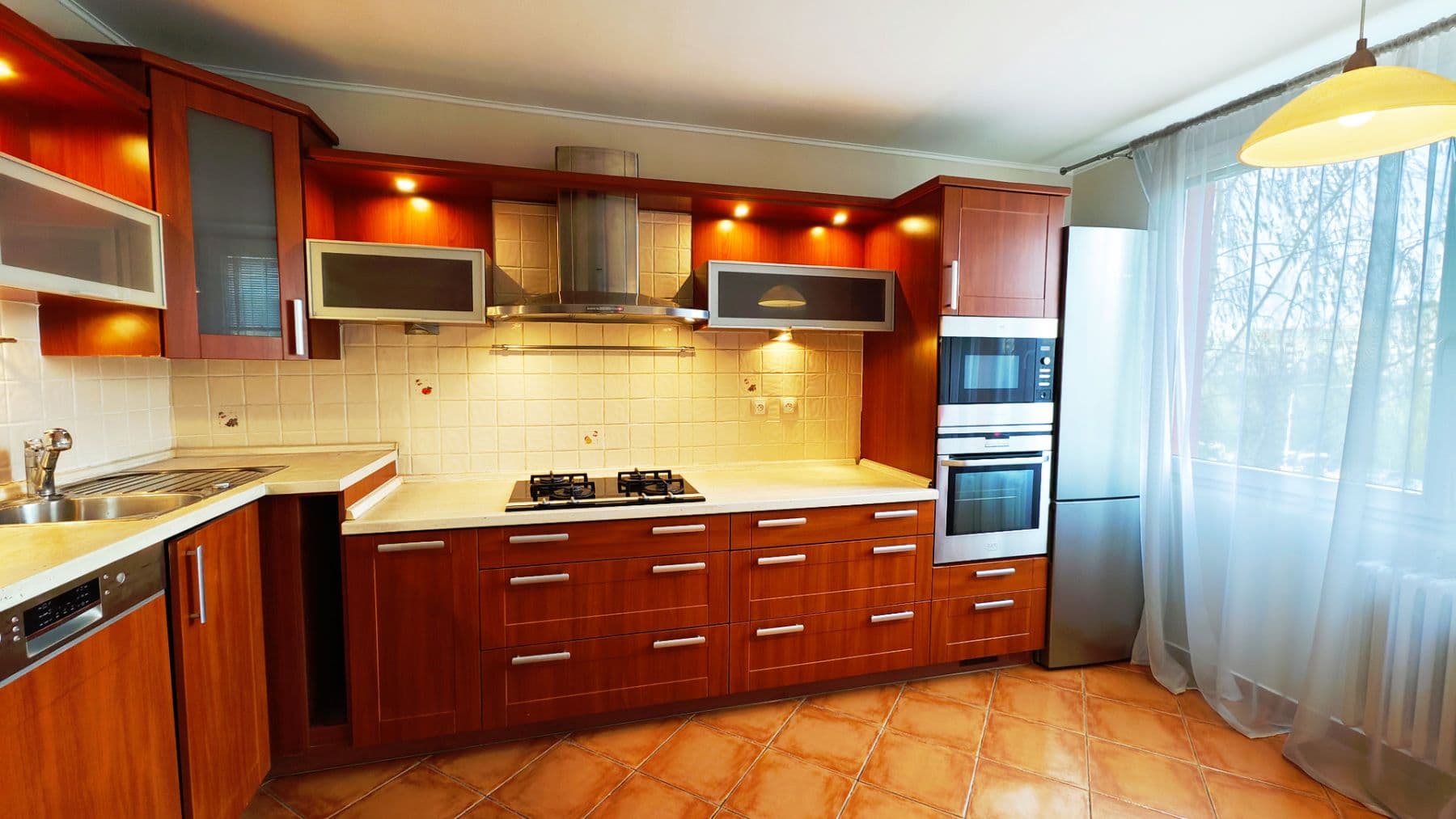 Prodej bytu 3+1 81 m², Vlčkova, Praha, Praha Prodej bytu 3+1 81 m², Vlčkova, Praha, Praha