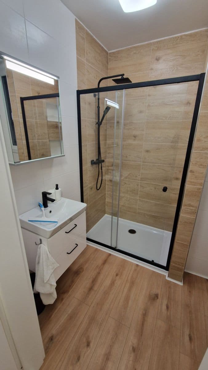 Pronájem bytu 2+kk 45 m², U Libeňského pivovaru, Praha, Praha Pronájem bytu 2+kk 45 m², U Libeňského pivovaru, Praha, Praha