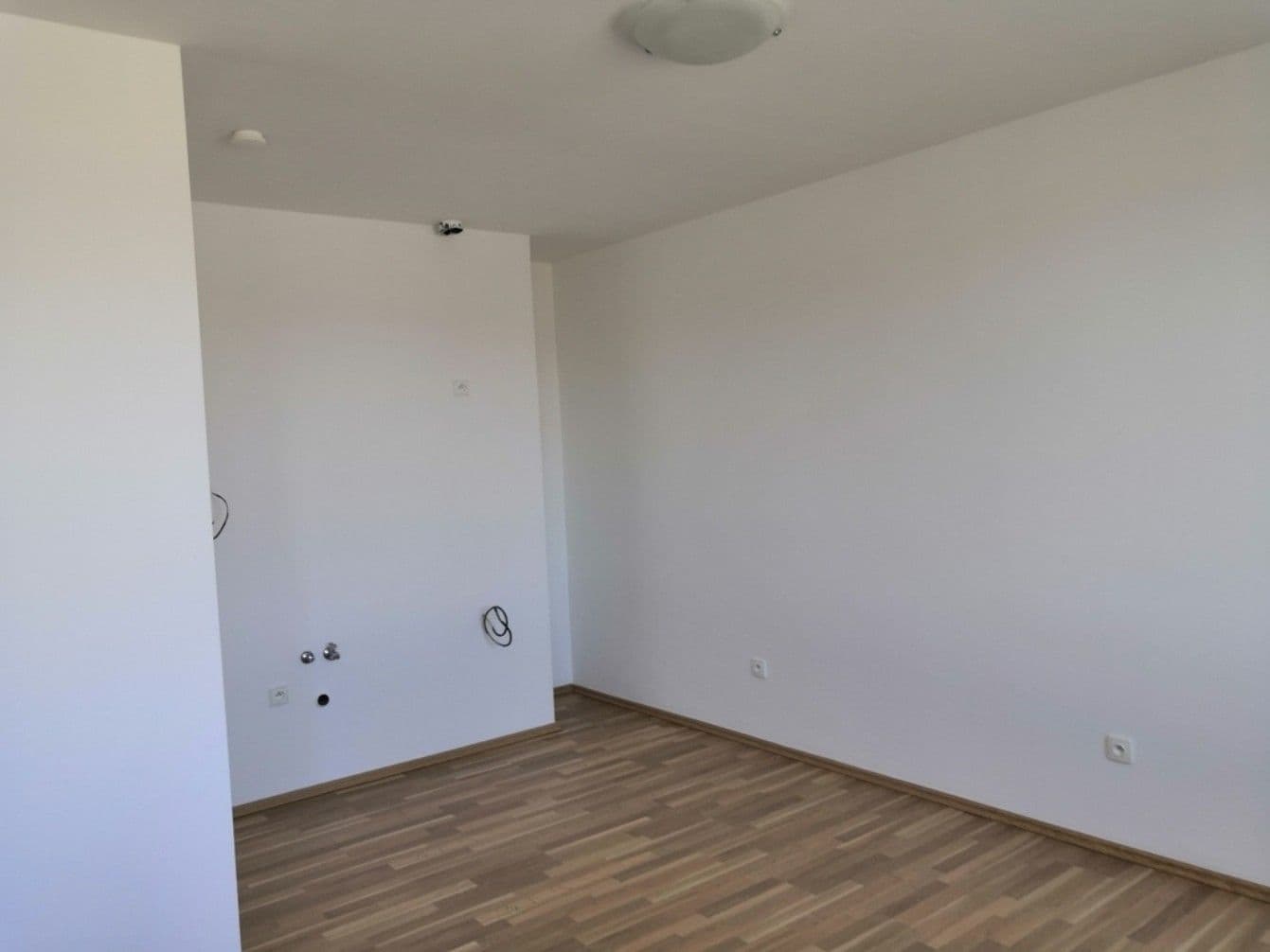 Pronájem bytu 1+kk 27 m², Miroslav, Jihomoravský kraj Pronájem bytu 1+kk 27 m², Miroslav, Jihomoravský kraj
