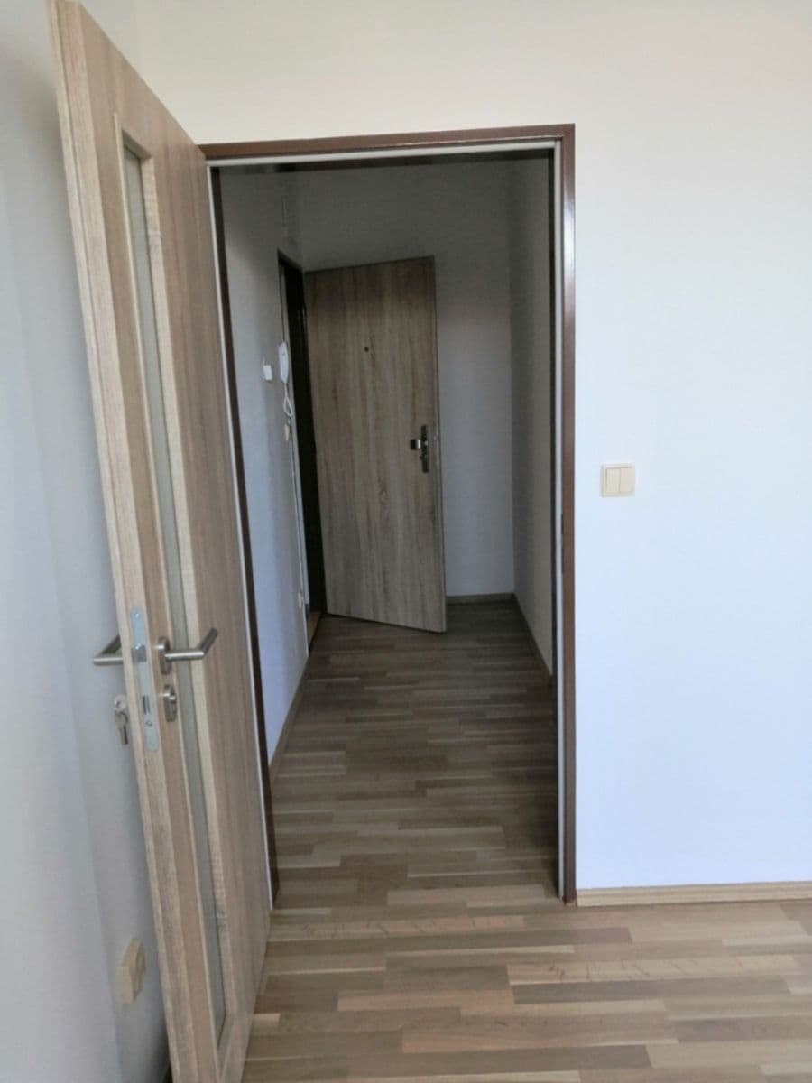 Pronájem bytu 1+kk 27 m², Miroslav, Jihomoravský kraj Pronájem bytu 1+kk 27 m², Miroslav, Jihomoravský kraj