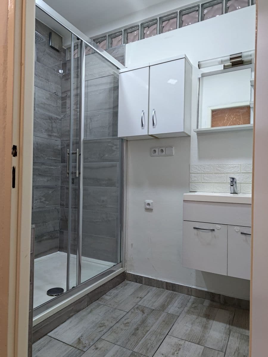 Pronájem bytu 2+1 52 m², Počernická, Praha, Praha Pronájem bytu 2+1 52 m², Počernická, Praha, Praha