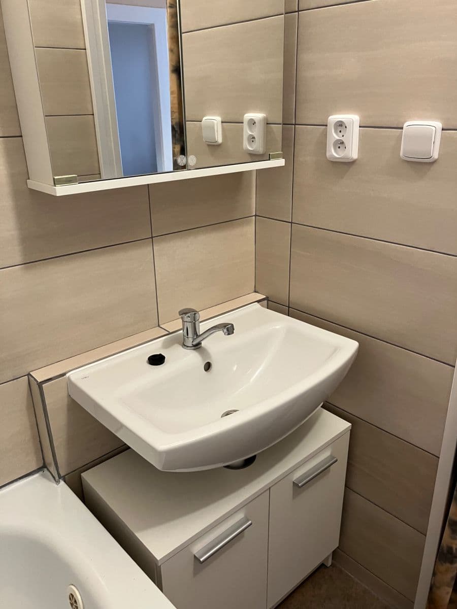 Pronájem bytu 1+1 43 m², Nuselská, Praha, Praha Pronájem bytu 1+1 43 m², Nuselská, Praha, Praha