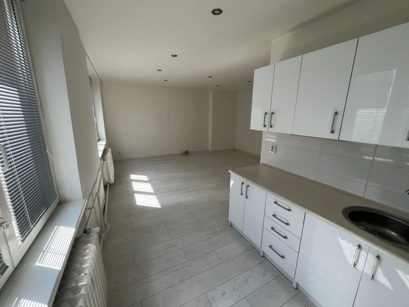 Pronájem bytu 2+kk 55 m², Václava Řezáče, Klášterec nad Ohří, Ústecký kraj Pronájem bytu 2+kk 55 m², Václava Řezáče, Klášterec nad Ohří, Ústecký kraj