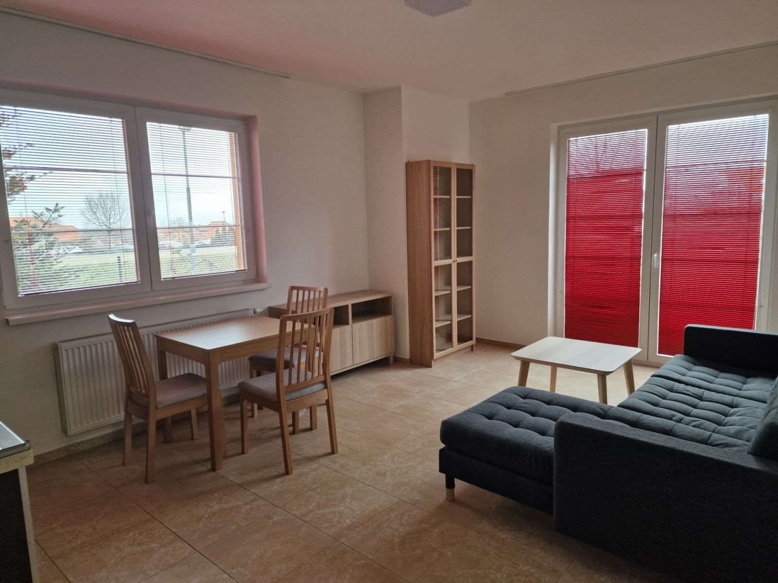 Pronájem bytu 2+kk 51 m², Lesní, Holubice, Středočeský kraj Pronájem bytu 2+kk 51 m², Lesní, Holubice, Středočeský kraj