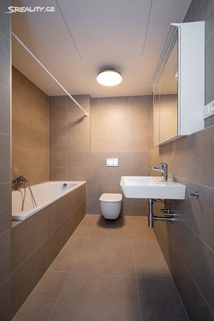 Pronájem bytu 1+kk 32 m², Šenácká, Praha, Praha Pronájem bytu 1+kk 32 m², Šenácká, Praha, Praha