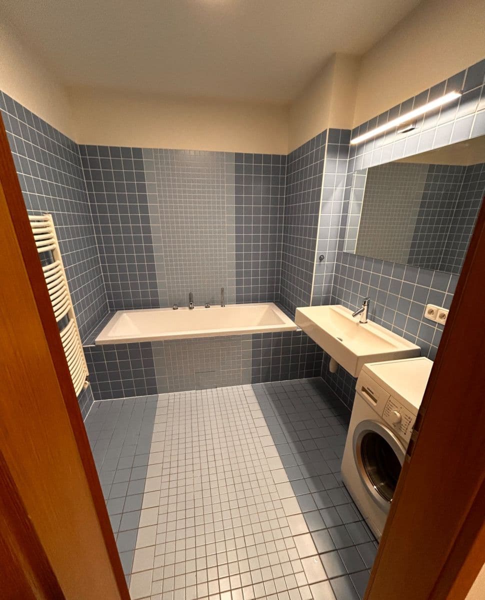 Pronájem bytu 2+kk 68 m², Univerzitní, Praha, Praha Pronájem bytu 2+kk 68 m², Univerzitní, Praha, Praha