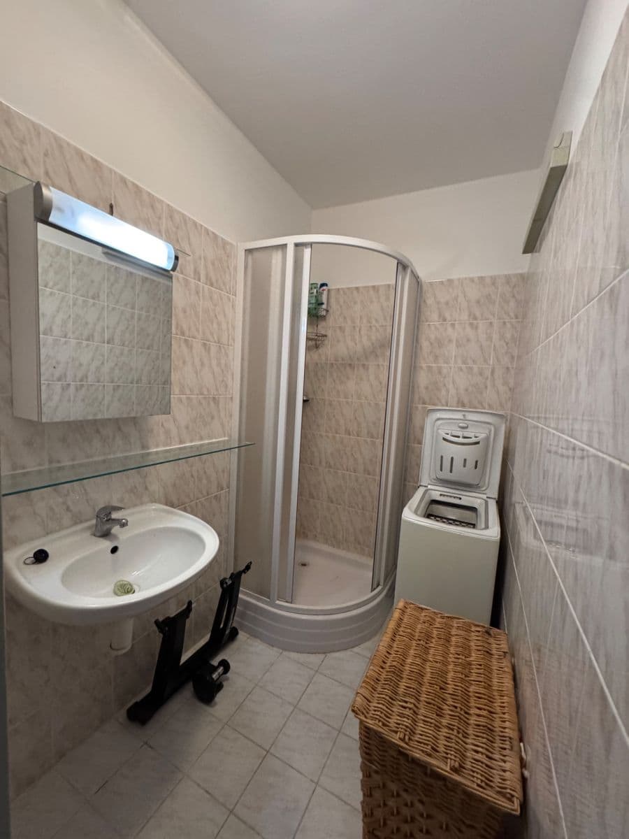 Pronájem bytu 2+kk 43 m², Steinerova, Praha, Praha Pronájem bytu 2+kk 43 m², Steinerova, Praha, Praha
