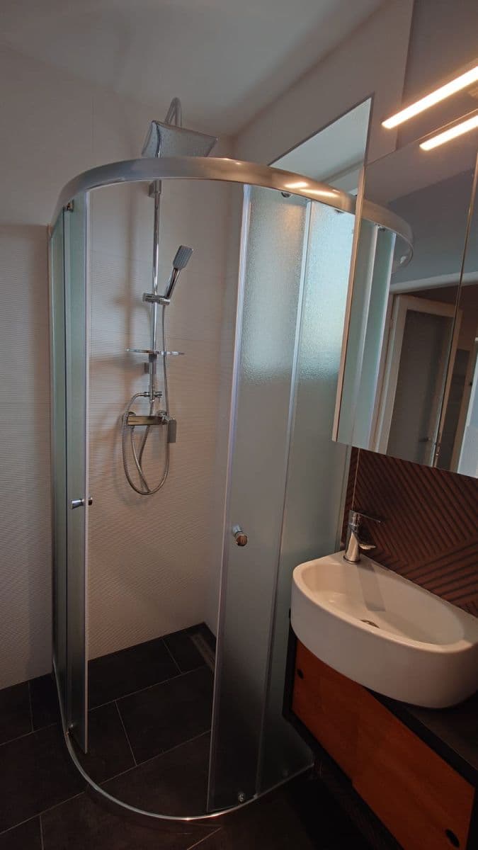 Pronájem bytu 1+kk 29 m², náměstí Míru, Praha, Praha Pronájem bytu 1+kk 29 m², náměstí Míru, Praha, Praha