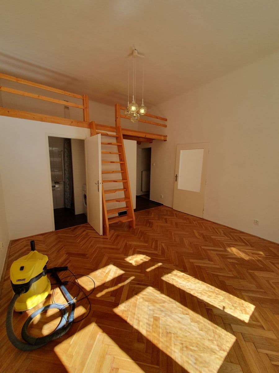 Pronájem bytu 2+kk 40 m², Šumavská, Praha, Praha Pronájem bytu 2+kk 40 m², Šumavská, Praha, Praha