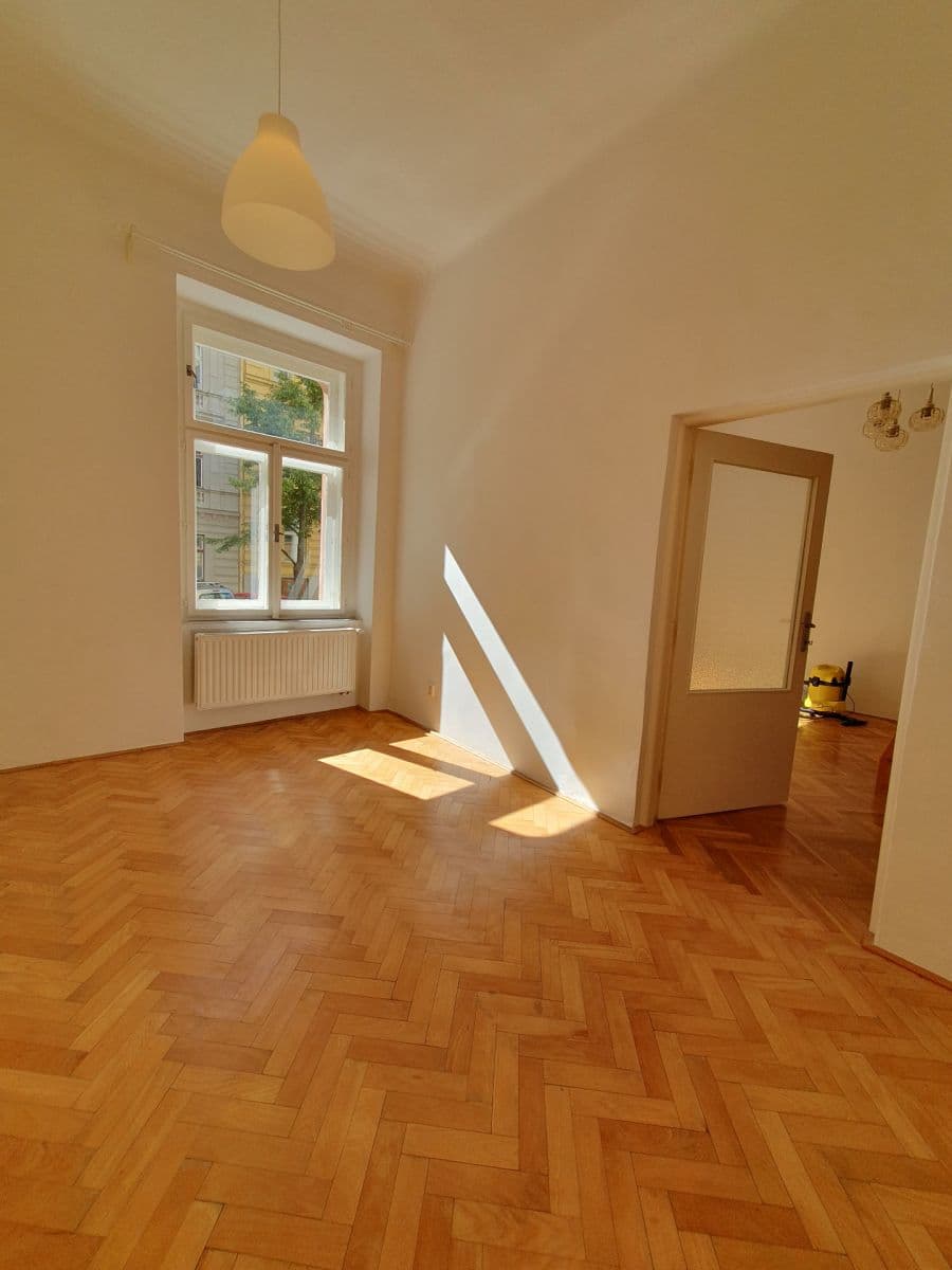 Pronájem bytu 2+kk 40 m², Šumavská, Praha, Praha Pronájem bytu 2+kk 40 m², Šumavská, Praha, Praha