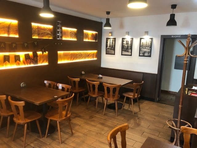 Pronájem nebytového prostoru 300 m², Přátelství, Praha, Praha Pronájem nebytového prostoru 300 m², Přátelství, Praha, Praha