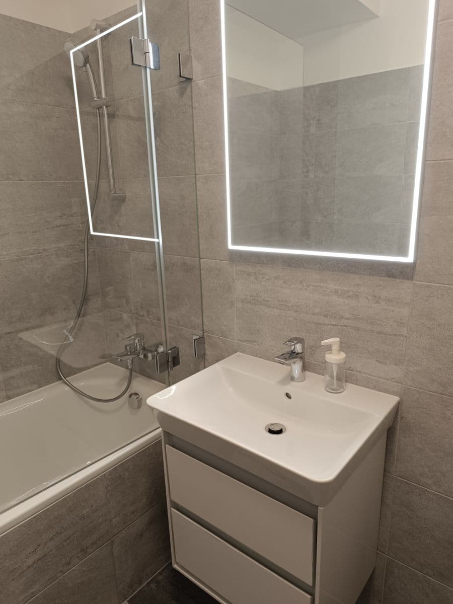 Pronájem bytu 2+kk 54 m², Sedlářova, Praha, Praha Pronájem bytu 2+kk 54 m², Sedlářova, Praha, Praha