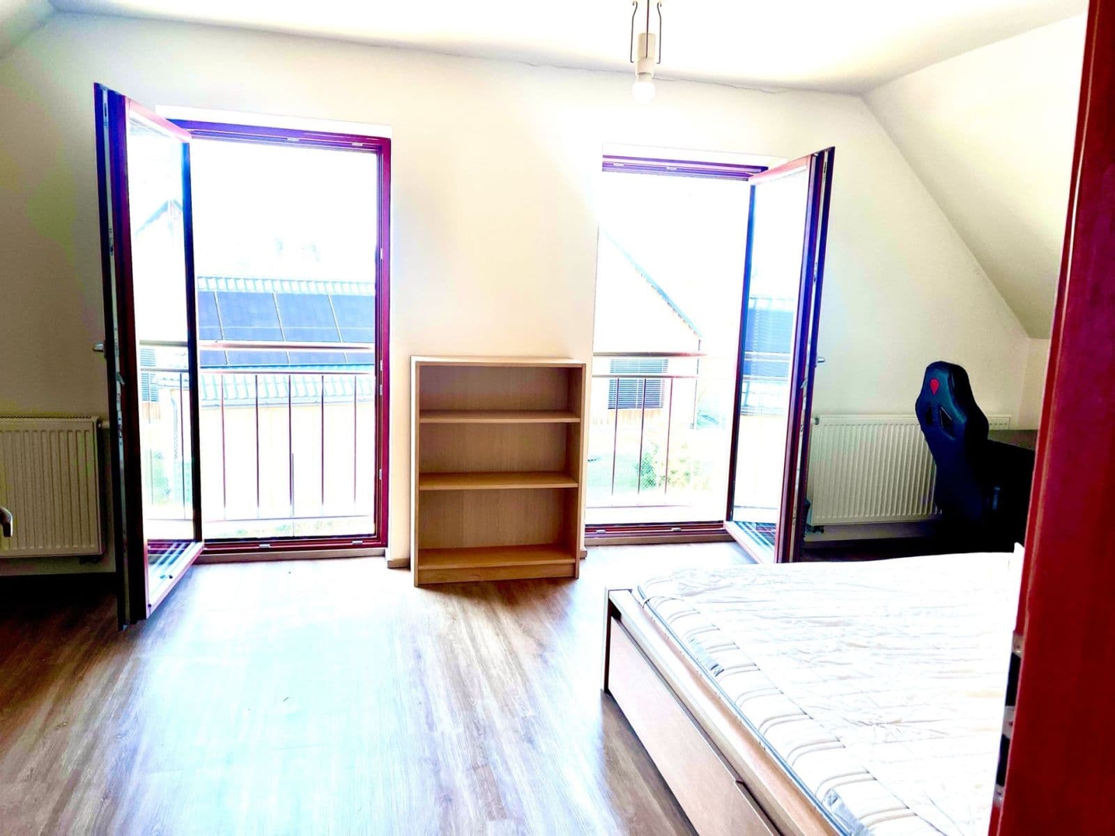 Prodej domu 153 m², pozemek 1.300 m², Velká Buková, Středočeský kraj Prodej domu 153 m², pozemek 1.300 m², Velká Buková, Středočeský kraj