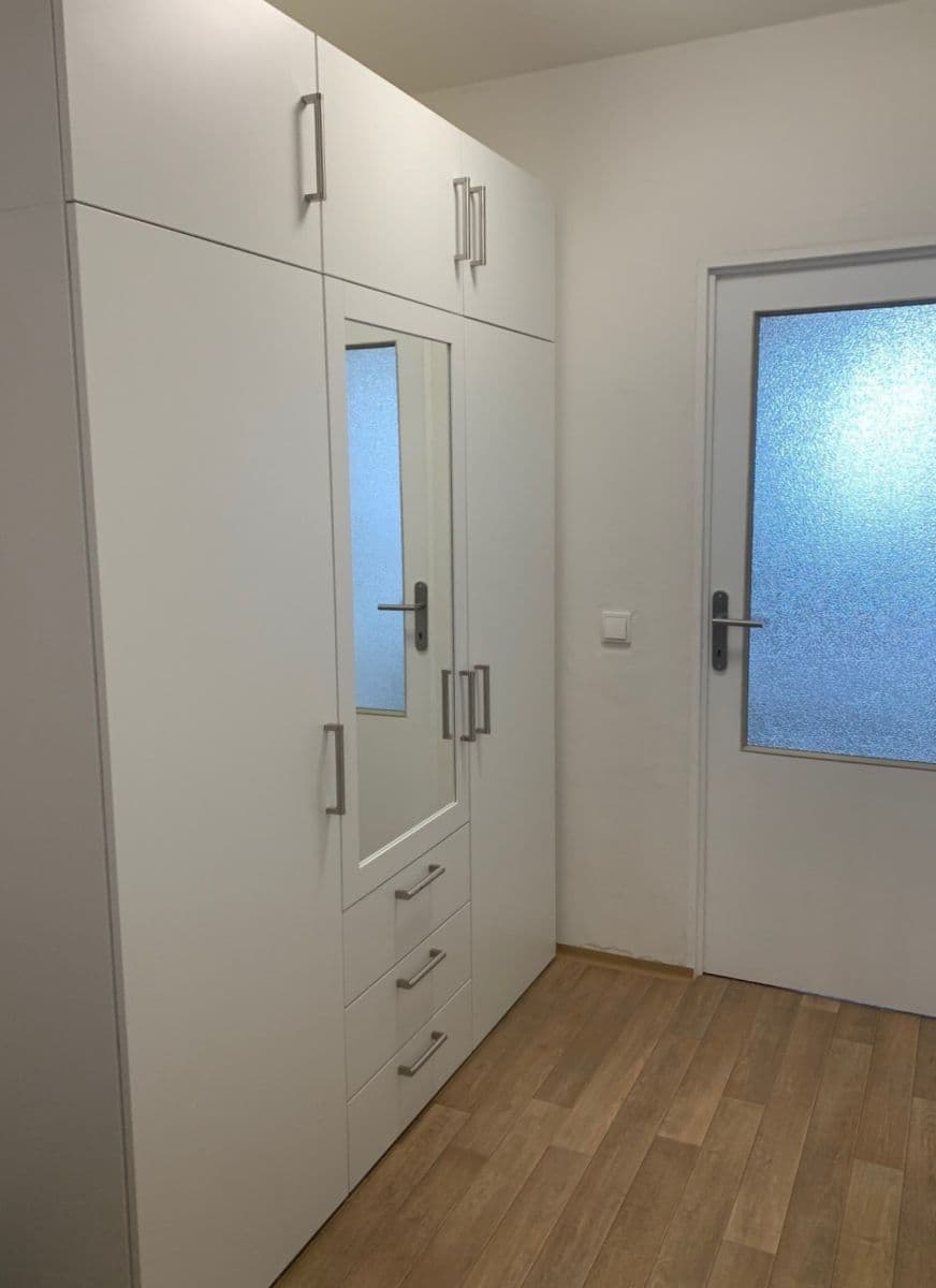 Pronájem bytu 2+kk 43 m², Dr. Horákové, Poděbrady, Středočeský kraj Pronájem bytu 2+kk 43 m², Dr. Horákové, Poděbrady, Středočeský kraj