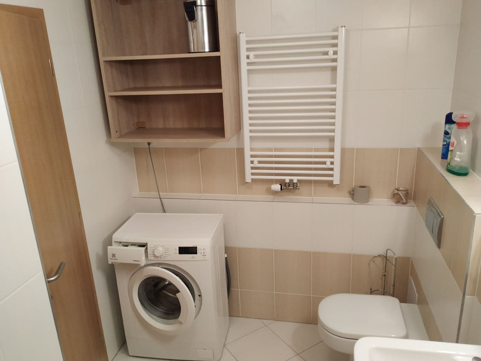 Pronájem bytu 1+kk 31 m², Žitná, Hostivice, Středočeský kraj Pronájem bytu 1+kk 31 m², Žitná, Hostivice, Středočeský kraj