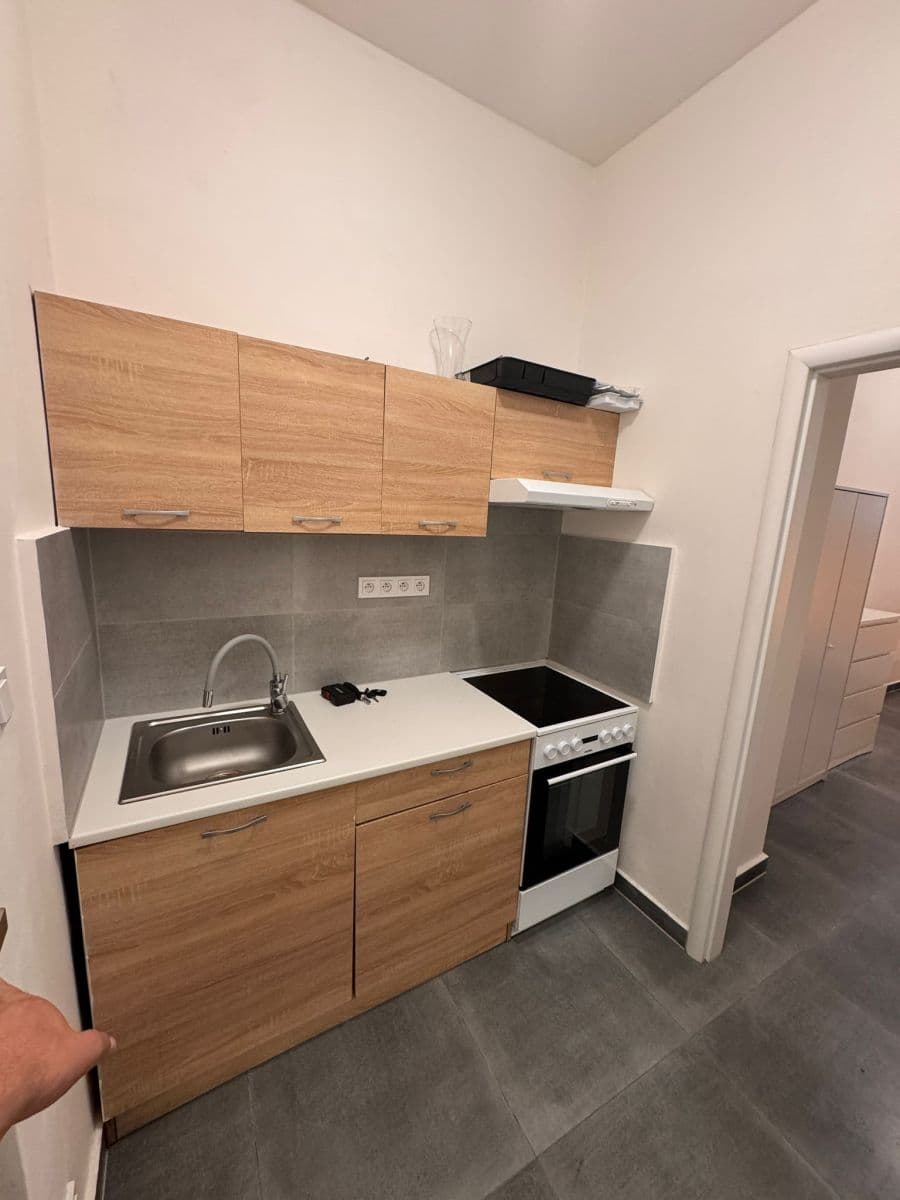 Pronájem bytu 30 m², U Nikolajky, Praha, Praha Pronájem bytu 30 m², U Nikolajky, Praha, Praha