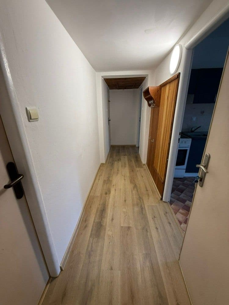 Pronájem bytu 2+1 59 m², Hlivická, Praha, Praha Pronájem bytu 2+1 59 m², Hlivická, Praha, Praha