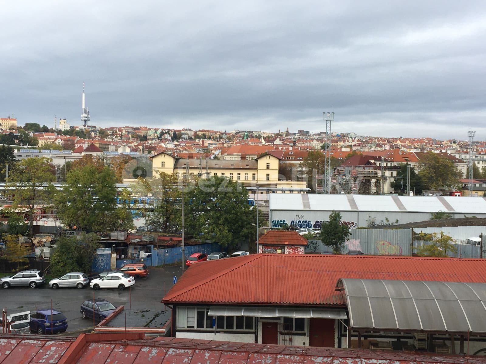 Pronájem bytu 1+kk 32 m², U Pernštejnských, Praha, Praha Pronájem bytu 1+kk 32 m², U Pernštejnských, Praha, Praha