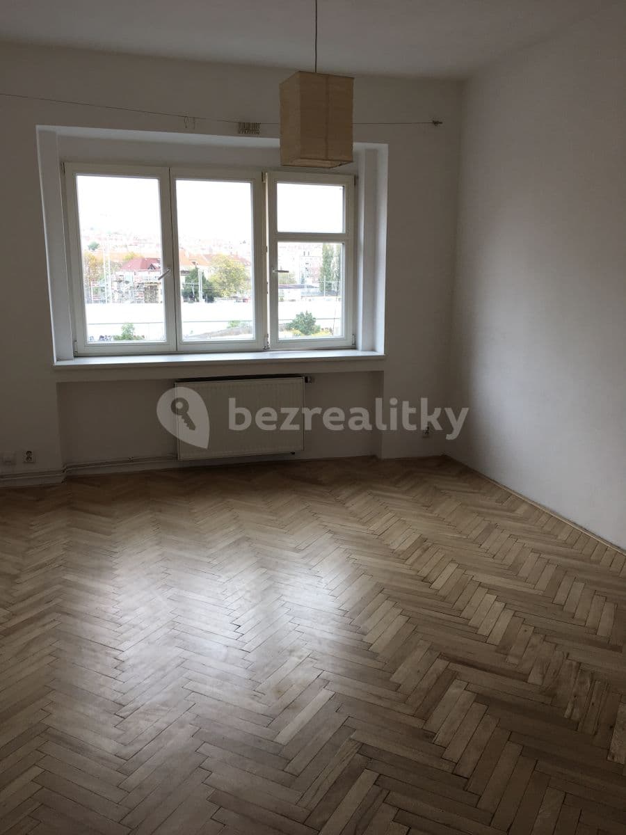 Pronájem bytu 1+kk 32 m², U Pernštejnských, Praha, Praha Pronájem bytu 1+kk 32 m², U Pernštejnských, Praha, Praha