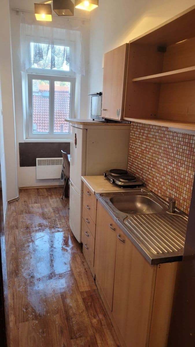 Pronájem bytu 1+1 26 m², Holečkova, Praha, Praha Pronájem bytu 1+1 26 m², Holečkova, Praha, Praha