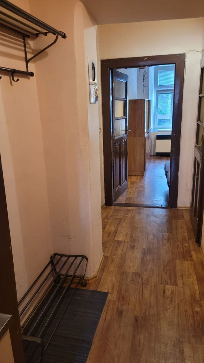 Pronájem bytu 1+1 26 m², Holečkova, Praha, Praha Pronájem bytu 1+1 26 m², Holečkova, Praha, Praha