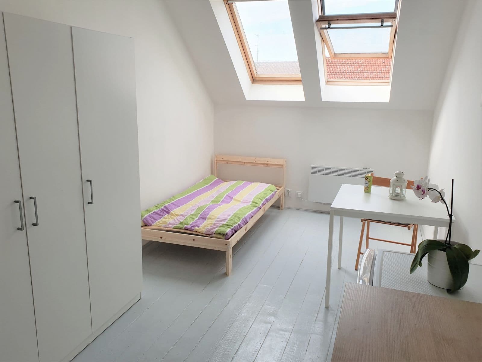 Pronájem bytu Garsoniéra 22 m², Moskevská, Praha, Praha Pronájem bytu Garsoniéra 22 m², Moskevská, Praha, Praha