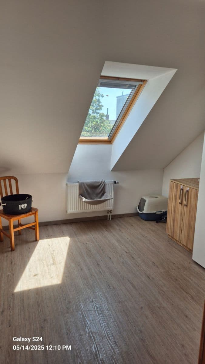 Pronájem domu 154 m², pozemek 1.435 m², nám. sv. Jana, Újezd u Brna, Jihomoravský kraj Pronájem domu 154 m², pozemek 1.435 m², nám. sv. Jana, Újezd u Brna, Jihomoravský kraj