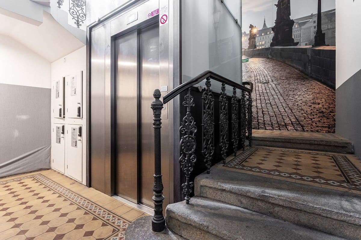 Pronájem bytu 2+kk 60 m², Staropramenná, Praha, Praha Pronájem bytu 2+kk 60 m², Staropramenná, Praha, Praha