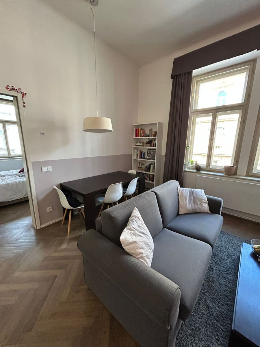 Pronájem bytu 2+kk 60 m², Staropramenná, Praha, Praha Pronájem bytu 2+kk 60 m², Staropramenná, Praha, Praha