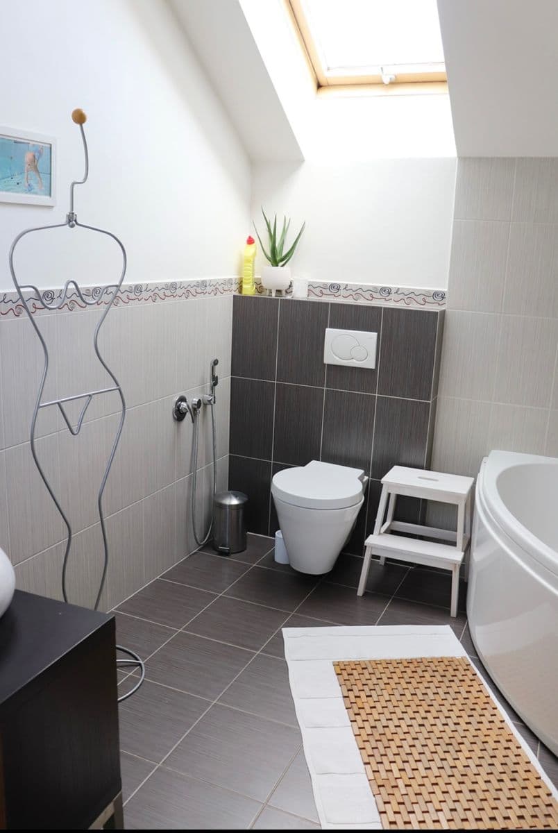 Pronájem bytu 1+kk 31 m², Sedláčkova, Roztoky, Středočeský kraj Pronájem bytu 1+kk 31 m², Sedláčkova, Roztoky, Středočeský kraj