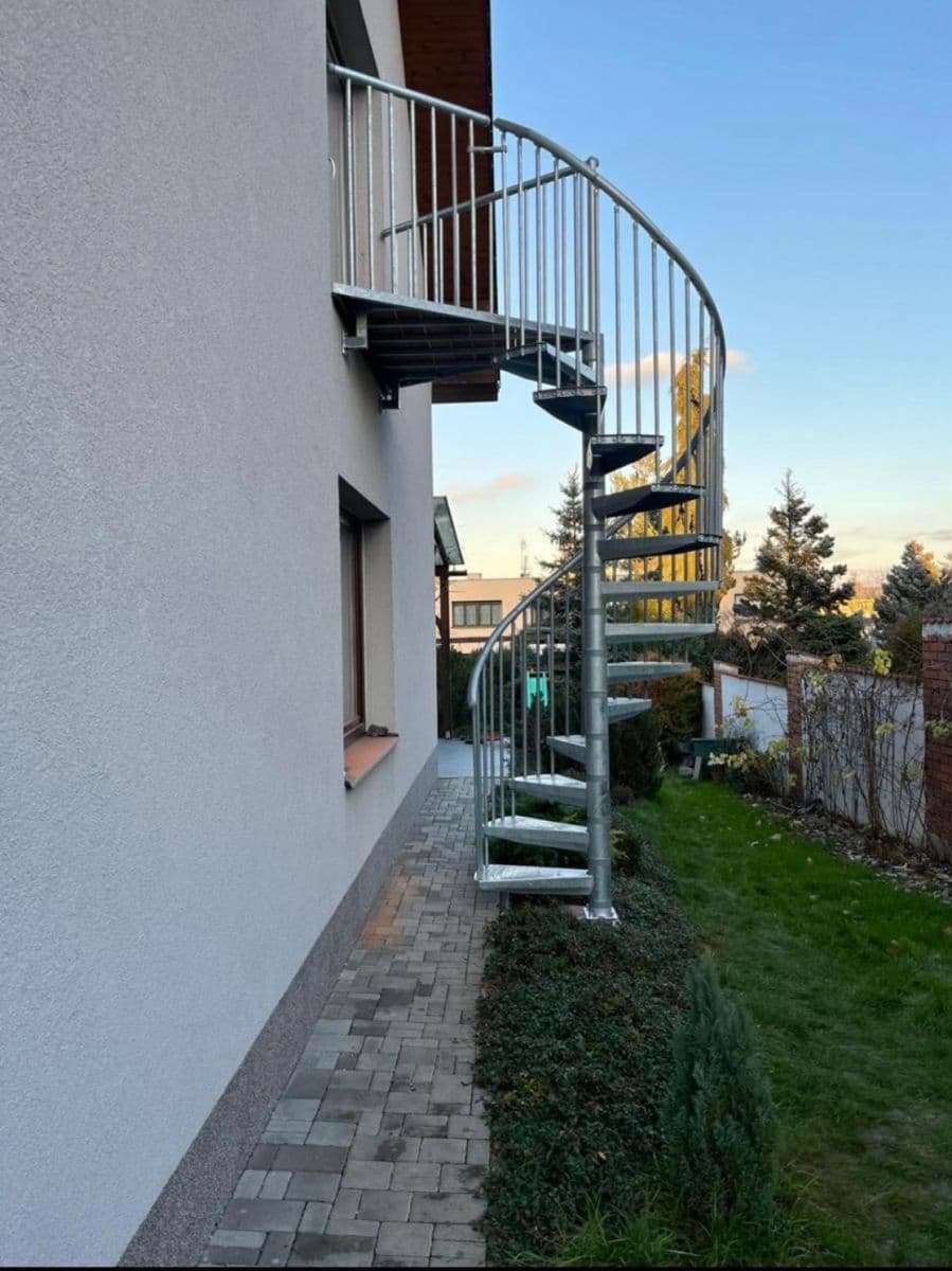 Pronájem bytu 1+kk 31 m², Sedláčkova, Roztoky, Středočeský kraj Pronájem bytu 1+kk 31 m², Sedláčkova, Roztoky, Středočeský kraj