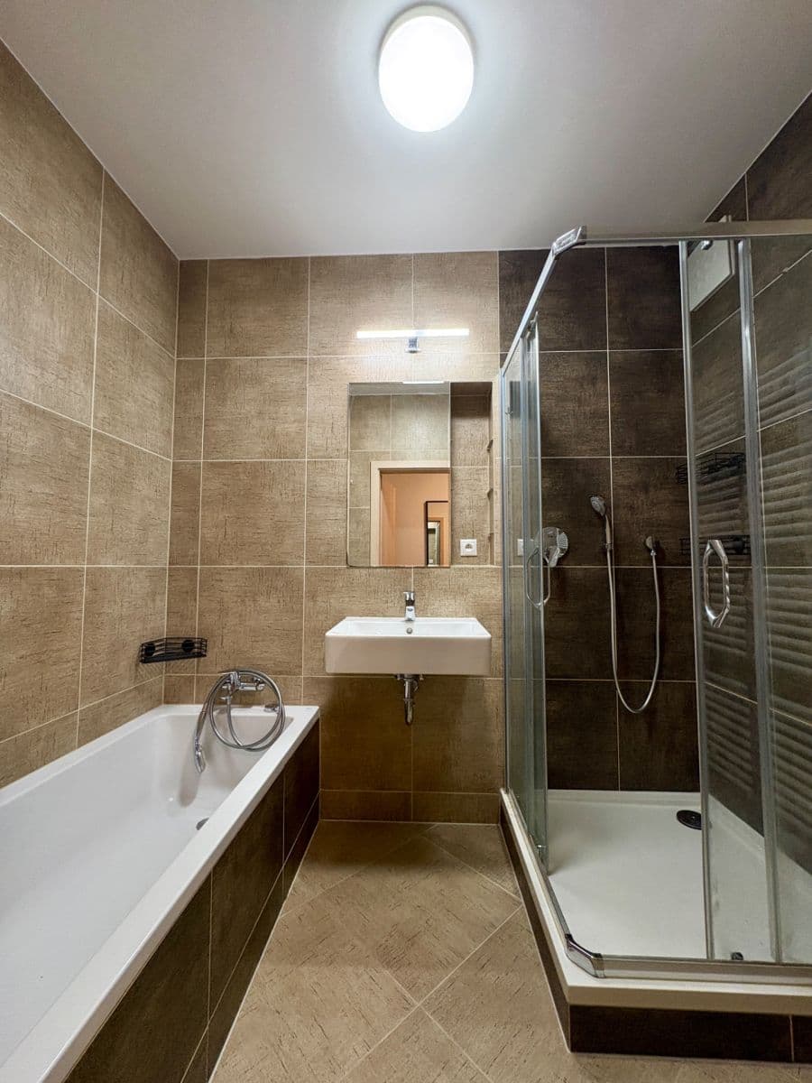 Pronájem bytu 2+kk 55 m², Nárožní, Praha, Praha Pronájem bytu 2+kk 55 m², Nárožní, Praha, Praha
