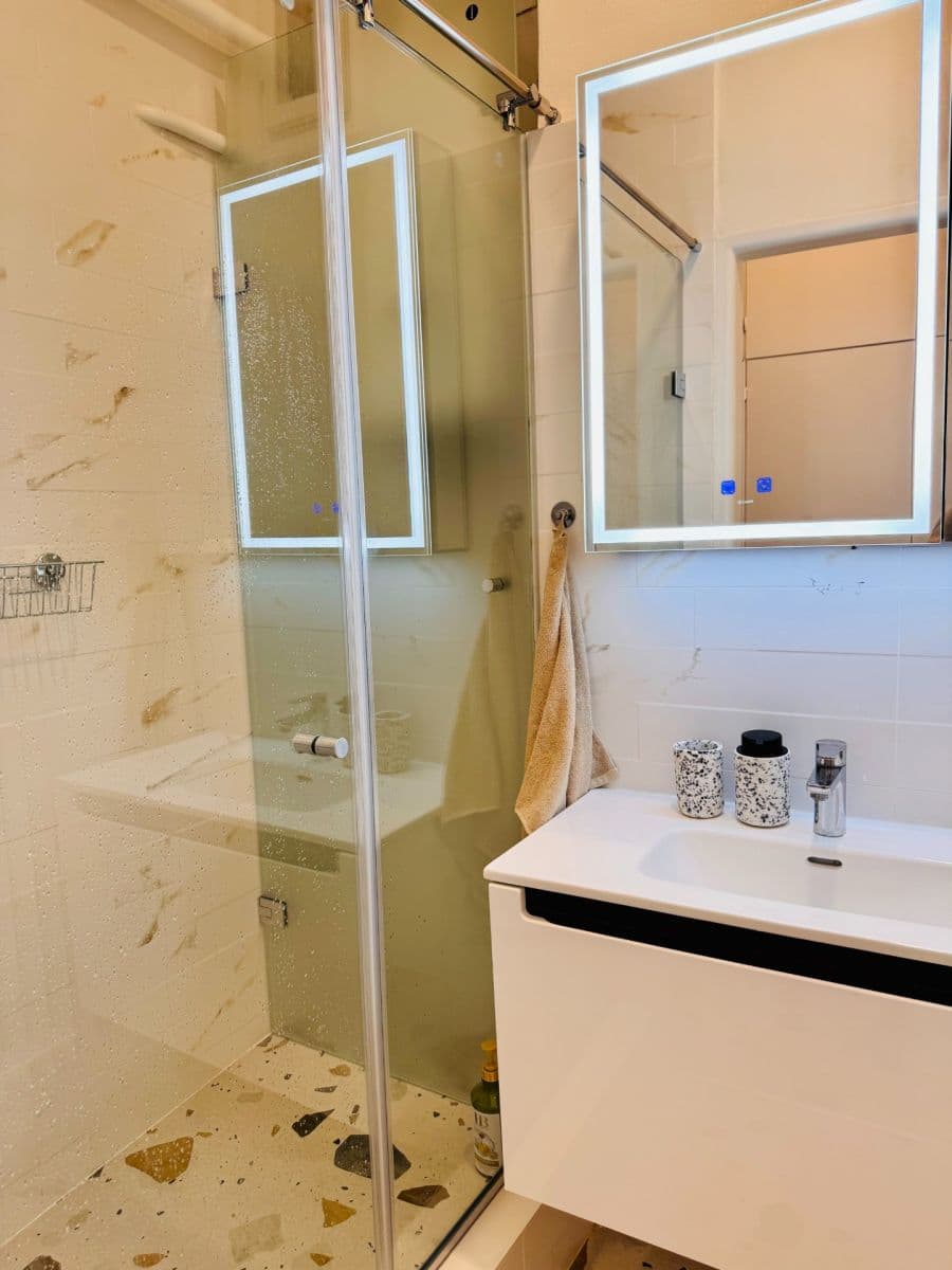 Pronájem bytu 3+kk 82 m², 28. října, Ostrava, Moravskoslezský kraj Pronájem bytu 3+kk 82 m², 28. října, Ostrava, Moravskoslezský kraj