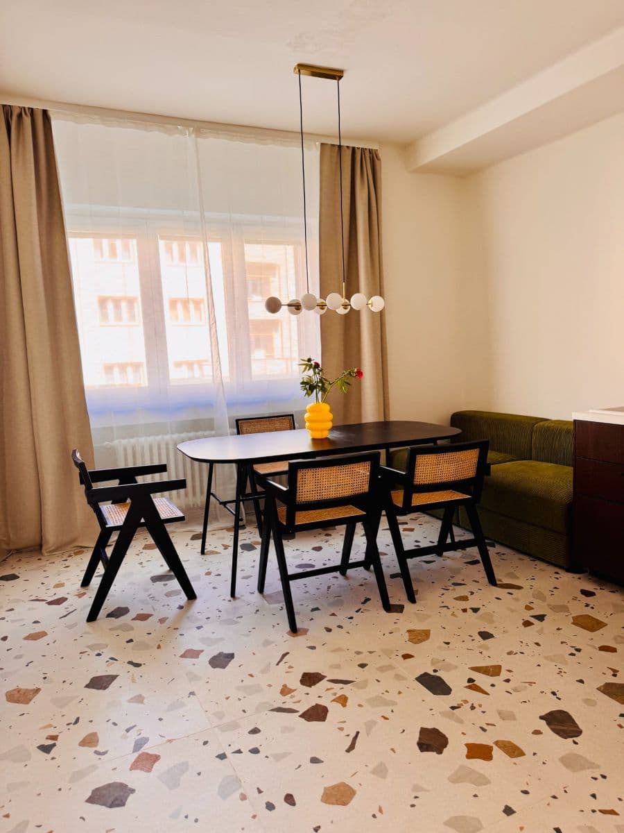 Pronájem bytu 3+kk 82 m², 28. října, Ostrava, Moravskoslezský kraj Pronájem bytu 3+kk 82 m², 28. října, Ostrava, Moravskoslezský kraj