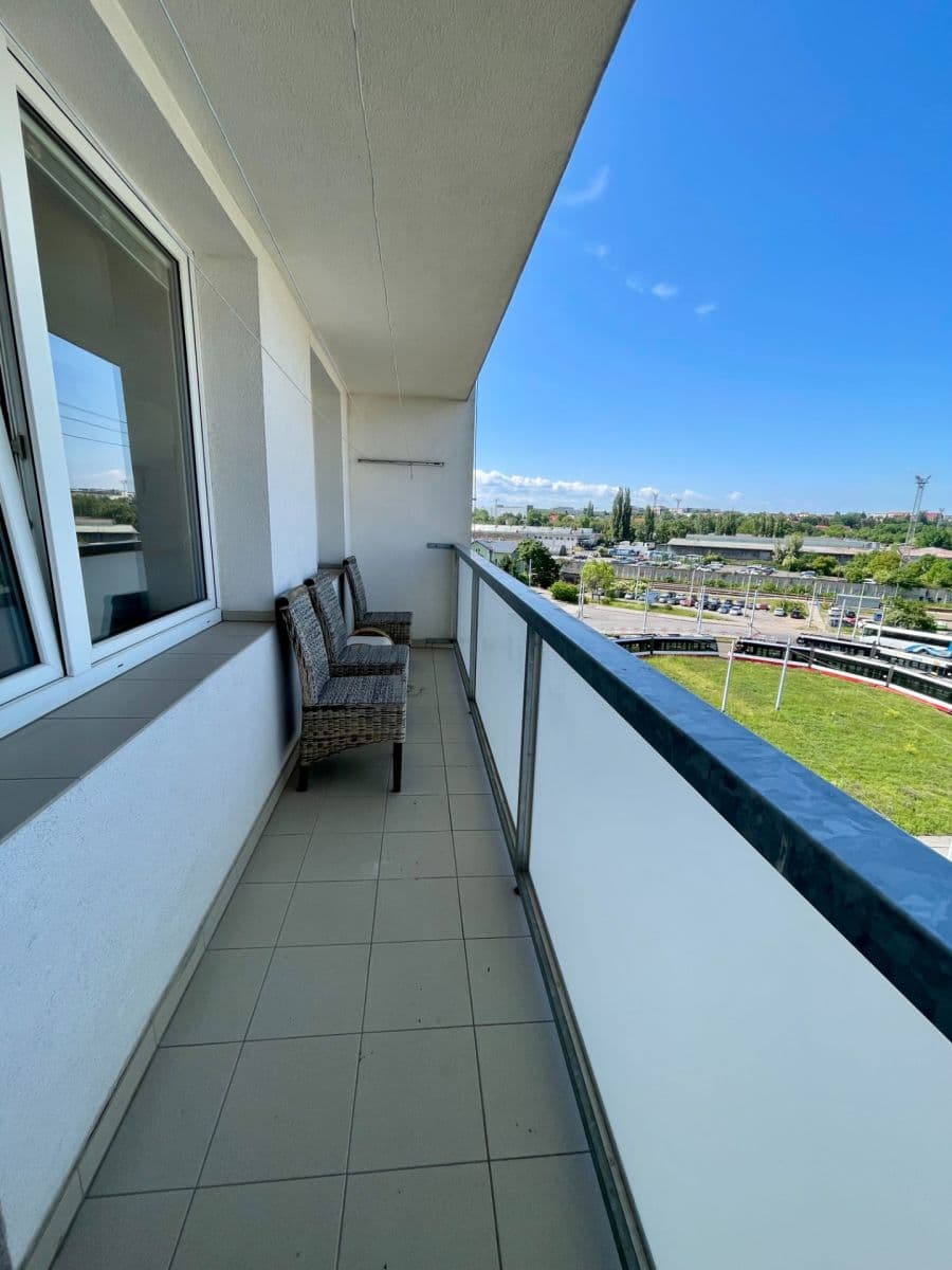 Pronájem bytu 3+kk 80 m², Na Chobotě, Praha, Praha Pronájem bytu 3+kk 80 m², Na Chobotě, Praha, Praha