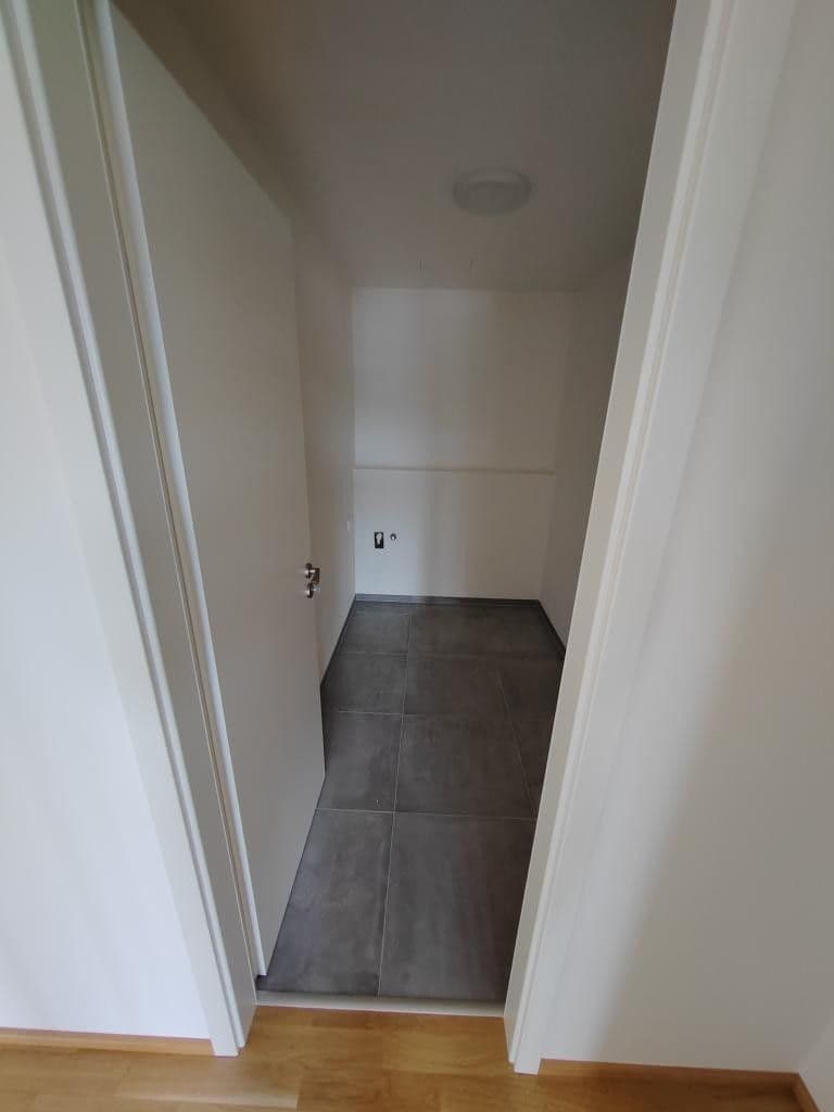 Pronájem bytu 2+kk 73 m², Mezi Vodami, Praha, Praha Pronájem bytu 2+kk 73 m², Mezi Vodami, Praha, Praha