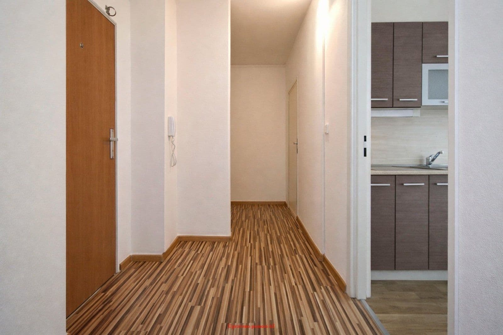 Pronájem bytu 1+1 37 m², Osvobození, Orlová, Moravskoslezský kraj Pronájem bytu 1+1 37 m², Osvobození, Orlová, Moravskoslezský kraj