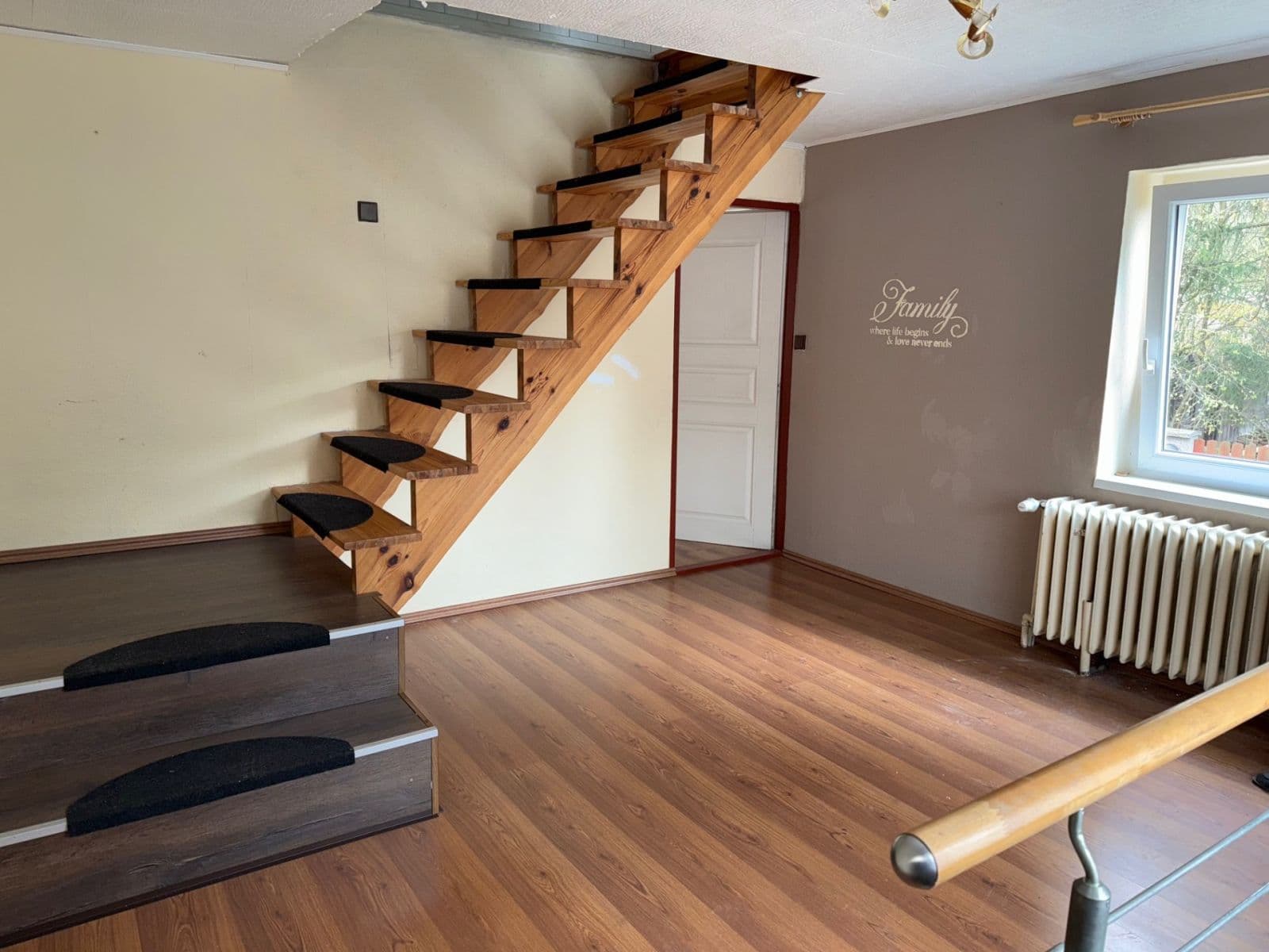 Pronájem domu 114 m², pozemek 400 m², Zelená, Říčany, Středočeský kraj Pronájem domu 114 m², pozemek 400 m², Zelená, Říčany, Středočeský kraj