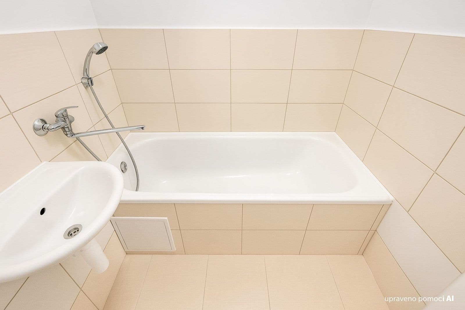 Pronájem bytu 1+kk 27 m², Československé armády, Frýdek-Místek, Moravskoslezský kraj Pronájem bytu 1+kk 27 m², Československé armády, Frýdek-Místek, Moravskoslezský kraj