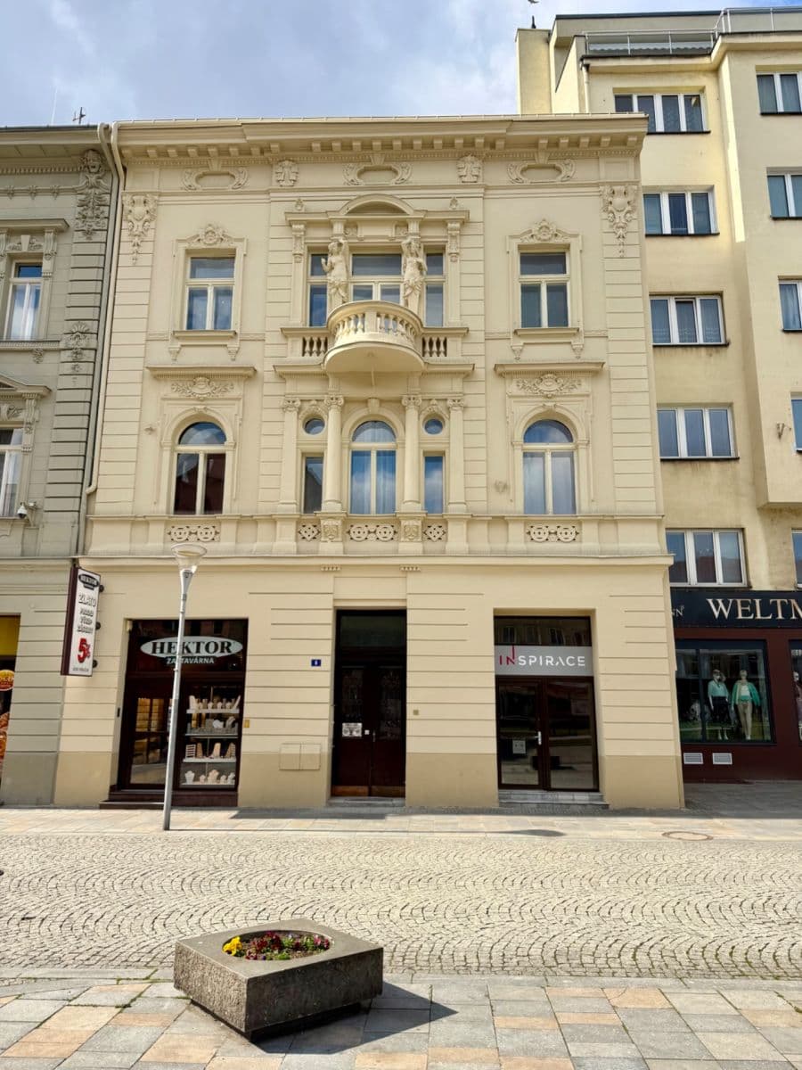 Pronájem bytu 3+1 81 m², Zámecká, Ostrava, Moravskoslezský kraj Pronájem bytu 3+1 81 m², Zámecká, Ostrava, Moravskoslezský kraj