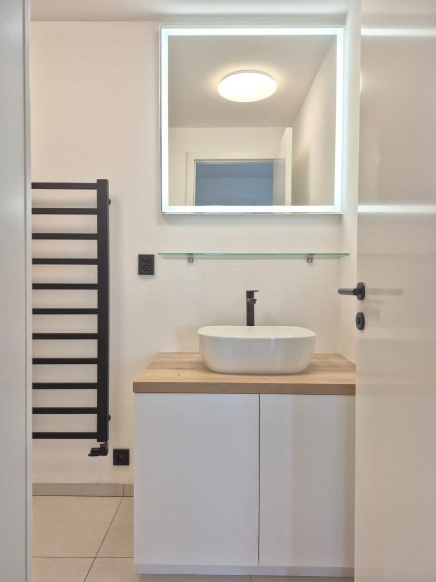 Pronájem bytu 3+kk 70 m², Zárybská, Praha, Praha Pronájem bytu 3+kk 70 m², Zárybská, Praha, Praha