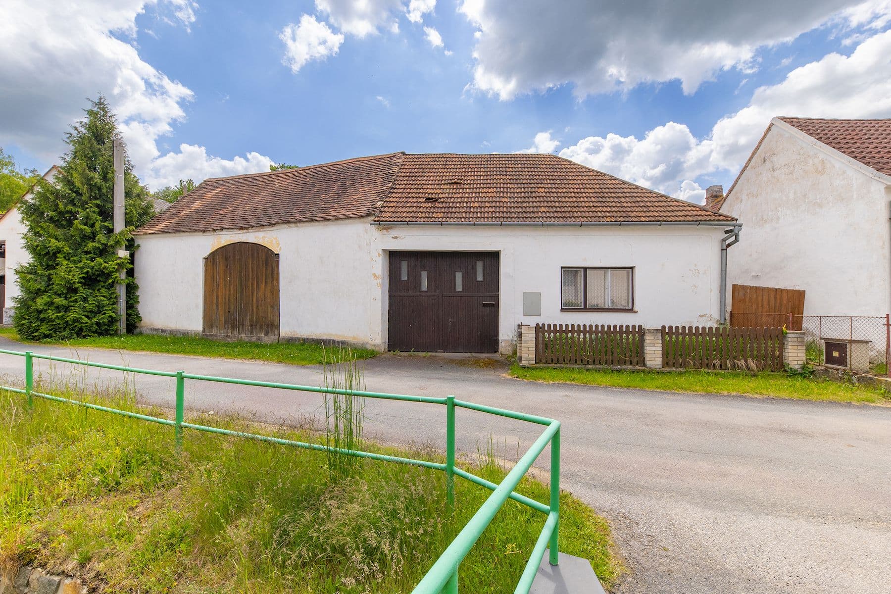 Prodej domu 130 m², pozemek 2.017 m², Radkovice u Budče, Radkovice u Budče, Kraj Vysočina Prodej domu 130 m², pozemek 2.017 m², Radkovice u Budče, Radkovice u Budče, Kraj Vysočina